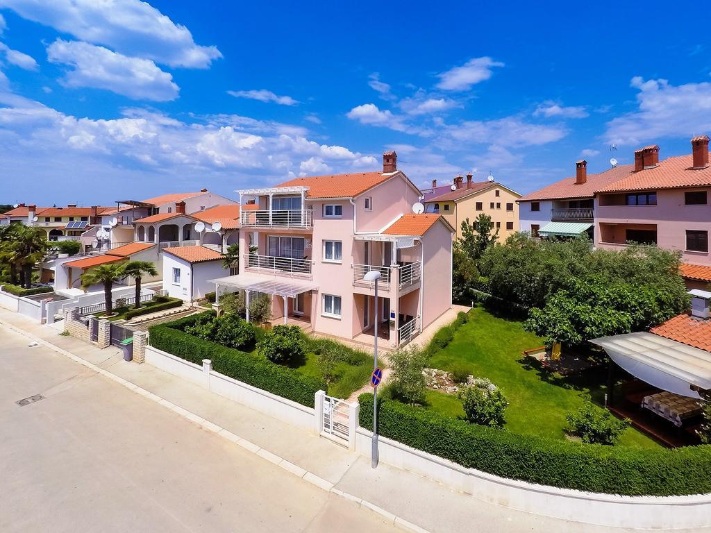Apartments Villa Brioni I Fažana エクステリア 写真